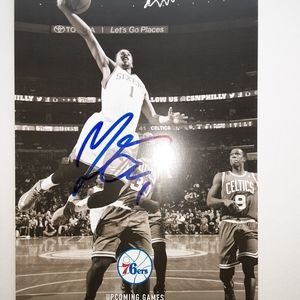 Philadelphia 76ers Bucks Bulls Hornets NBA autograph signed